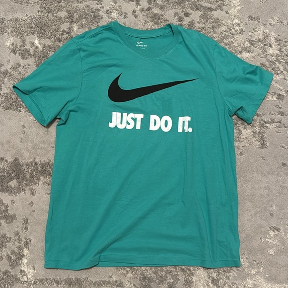 Men’s Nike JDI Shirts - Picture 11 of 12